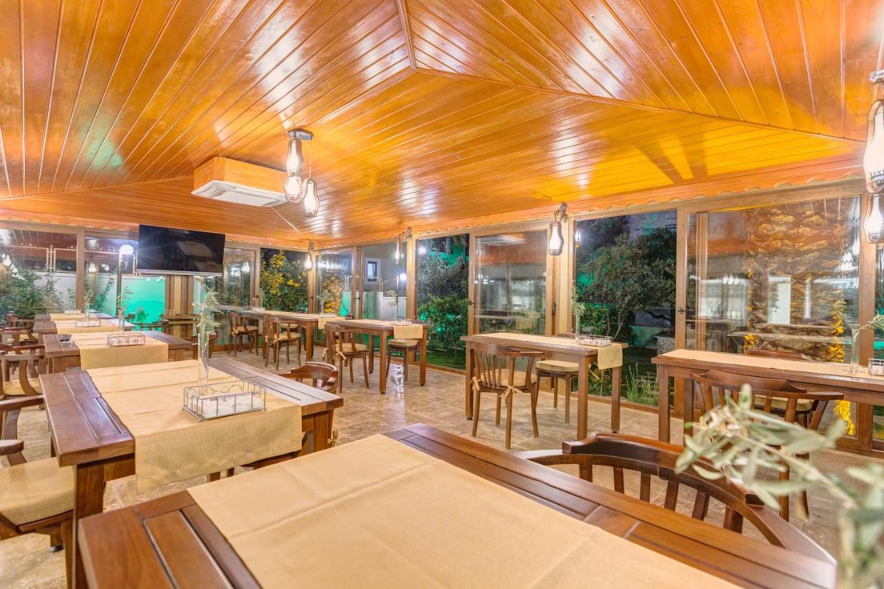 Cunda Oezerbey Konagi (Adults Only) 호텔 Ayvalı 외부 사진