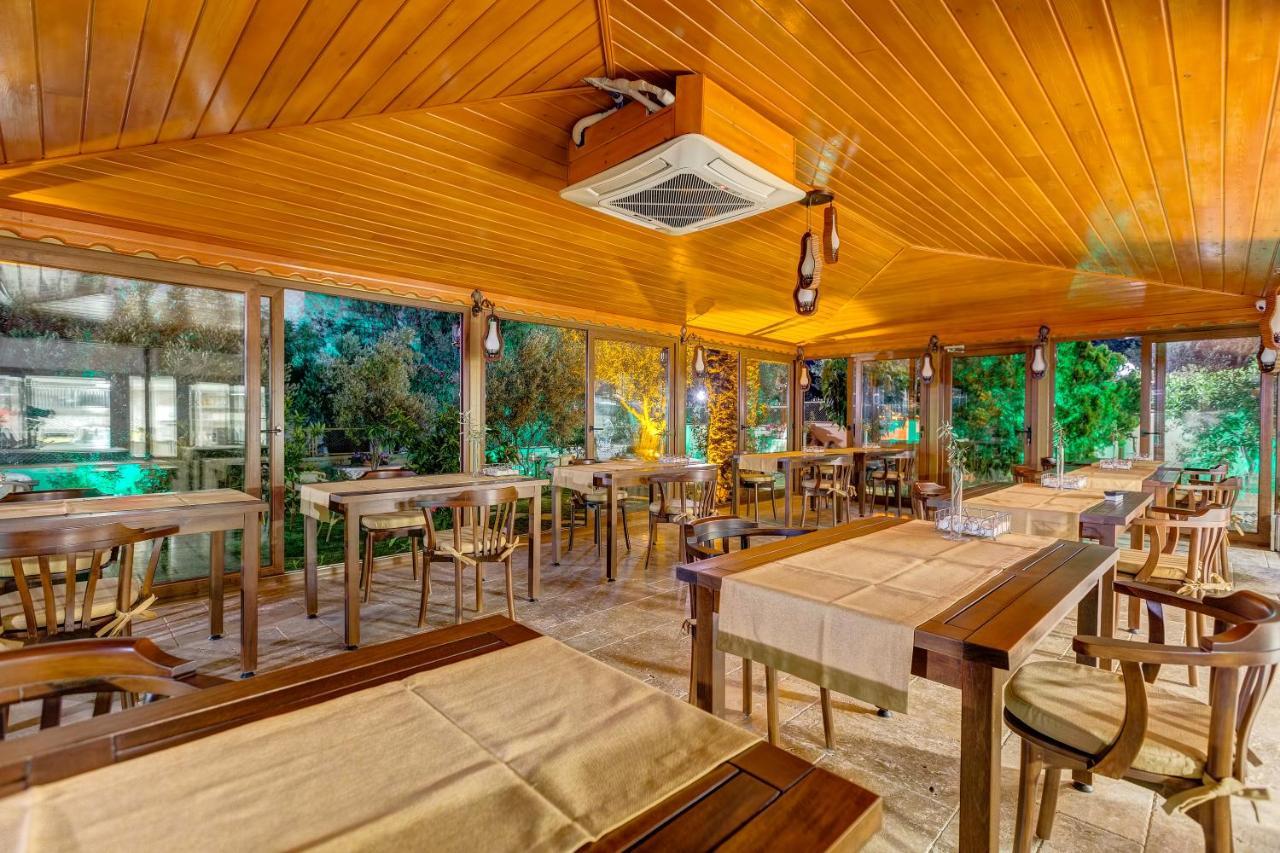 Cunda Oezerbey Konagi (Adults Only) 호텔 Ayvalı 외부 사진